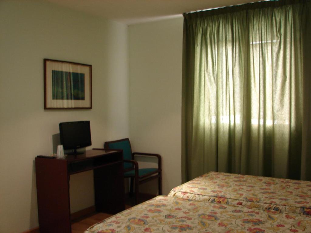 Hostal Del Ripolles Pokoj fotografie